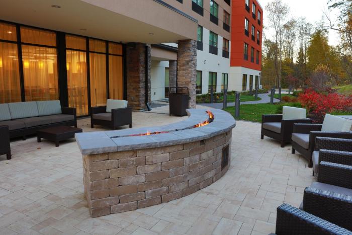 holiday inn express oneonta by ihg