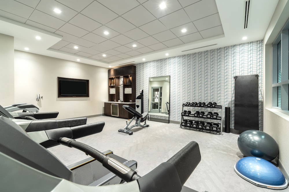 holiday inn boston logan airport chelsea by ihg