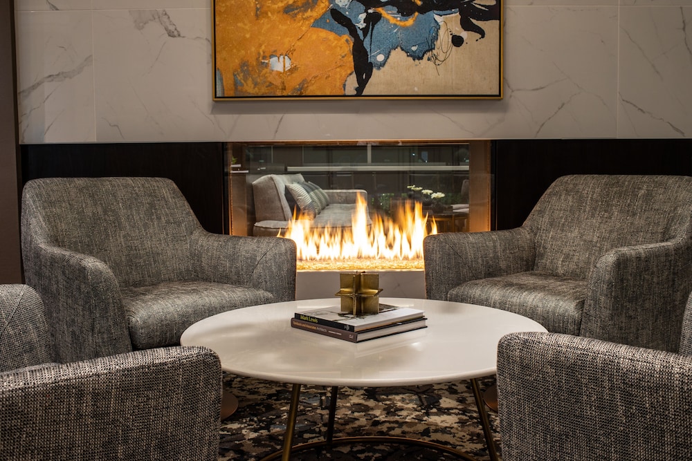 holiday inn boston logan airport chelsea by ihg