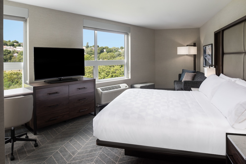 holiday inn boston logan airport chelsea by ihg