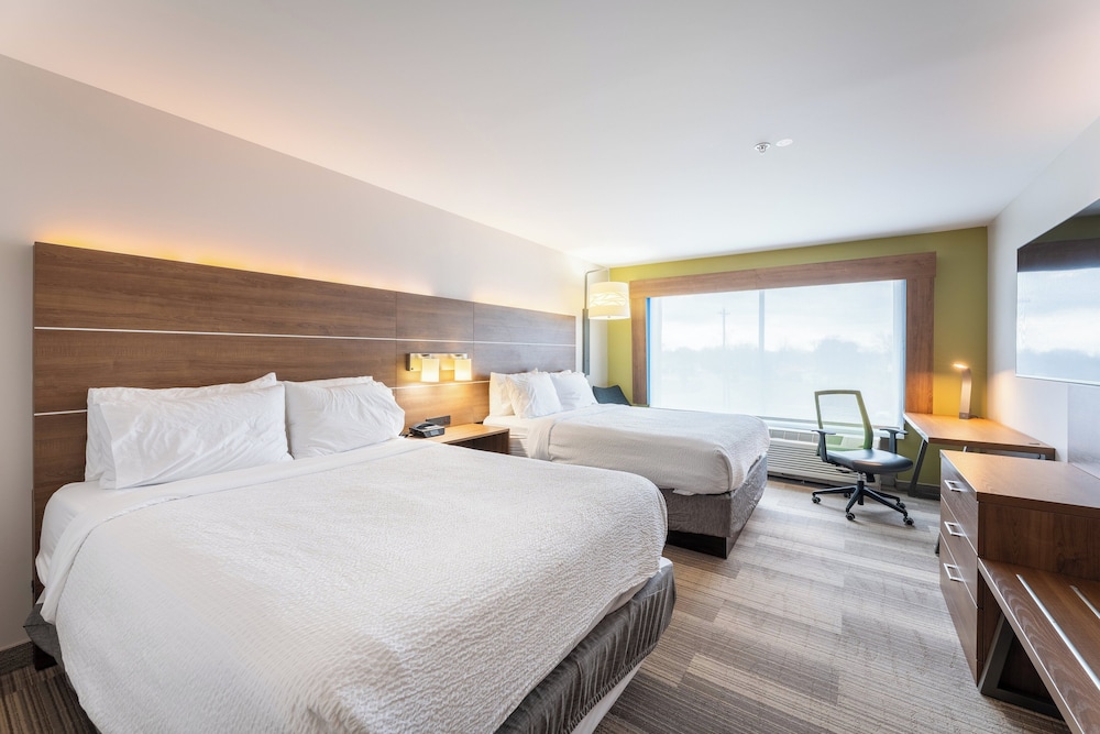 holiday inn express and suites nashville north springfield