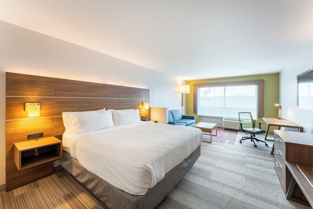holiday inn express and suites nashville north springfield
