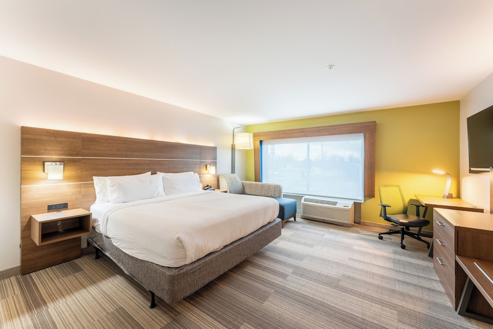 holiday inn express and suites nashville north springfield
