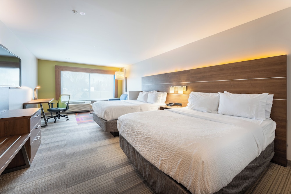 holiday inn express and suites nashville north springfield