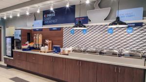 Holiday Inn Express & Suites Nashville North - Springfield,Springfield>>Nashville,3 star