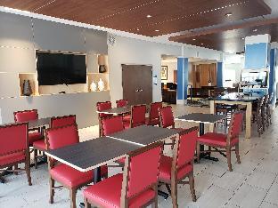 holiday inn express and suites nashville north springfield