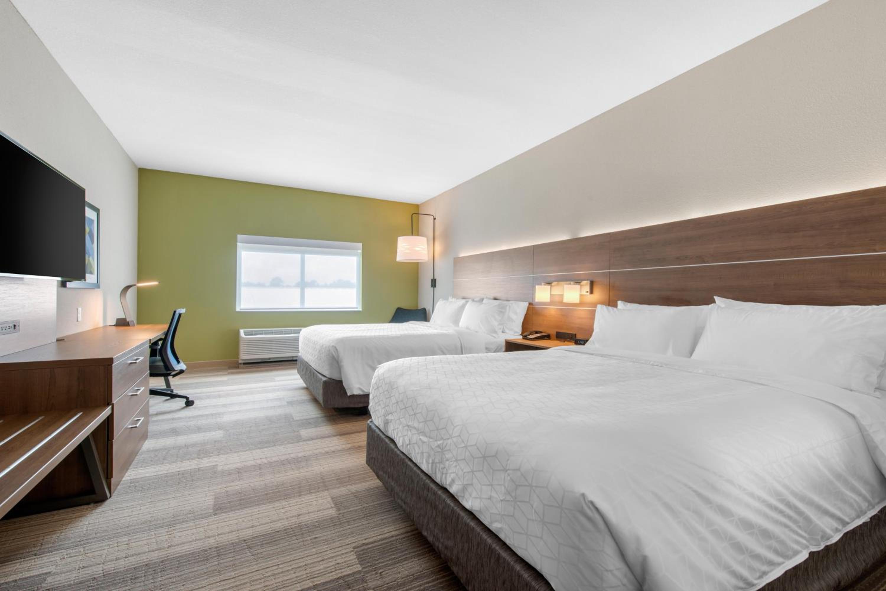 holiday inn express and suites alachua gainesville area