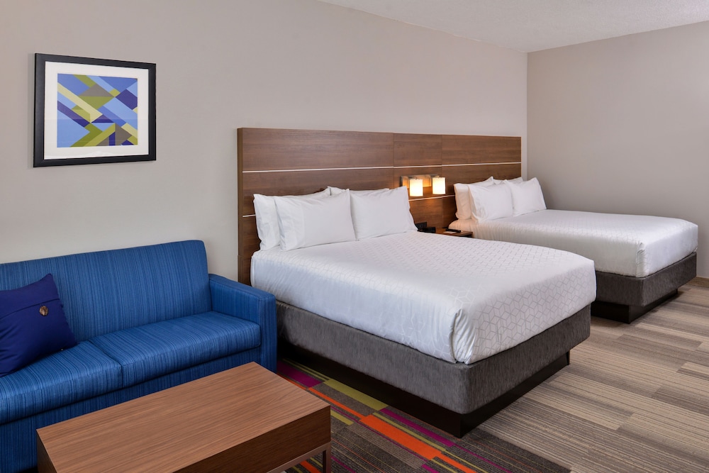 holiday inn express and suites alachua gainesville area