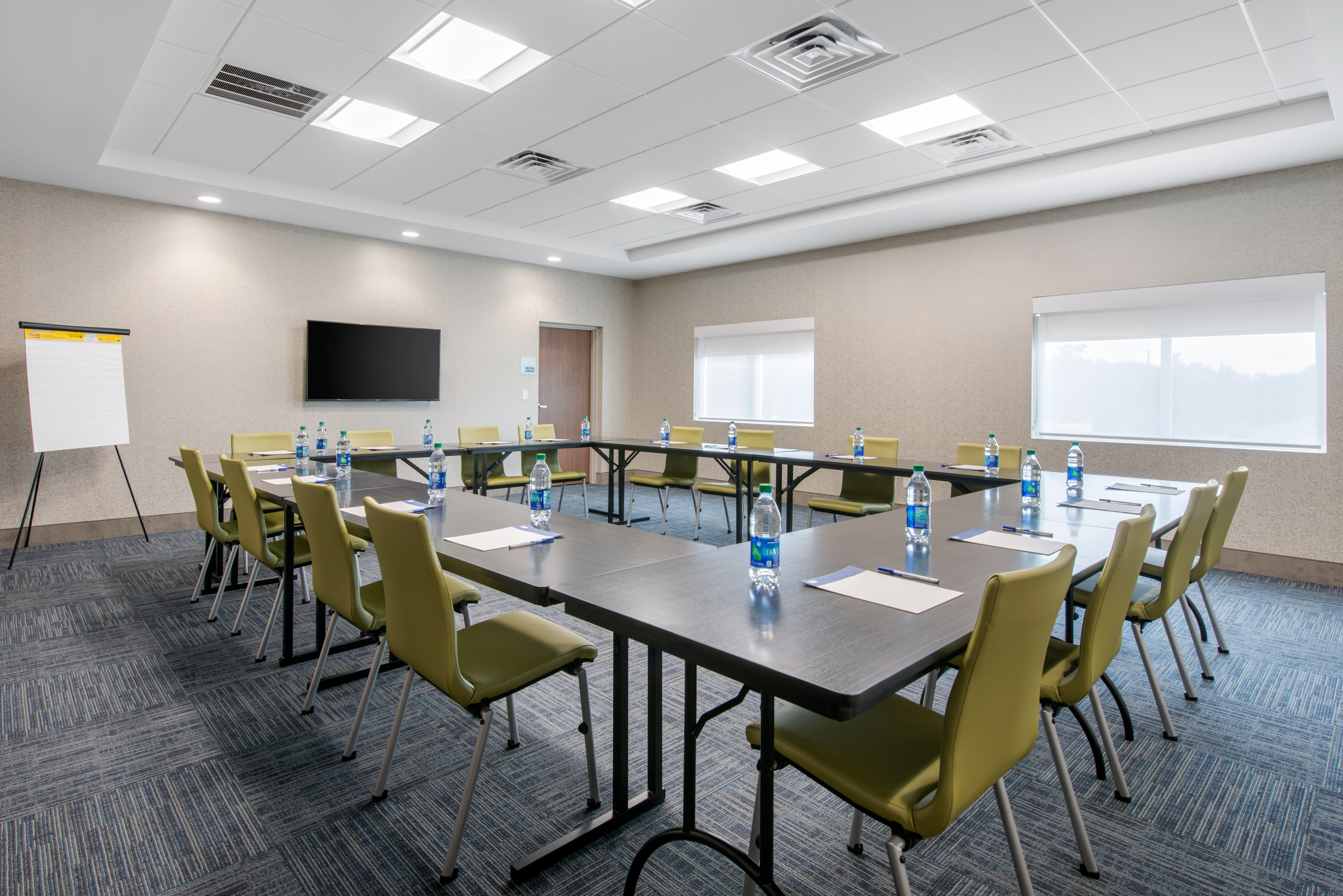 holiday inn express and suites alachua gainesville area