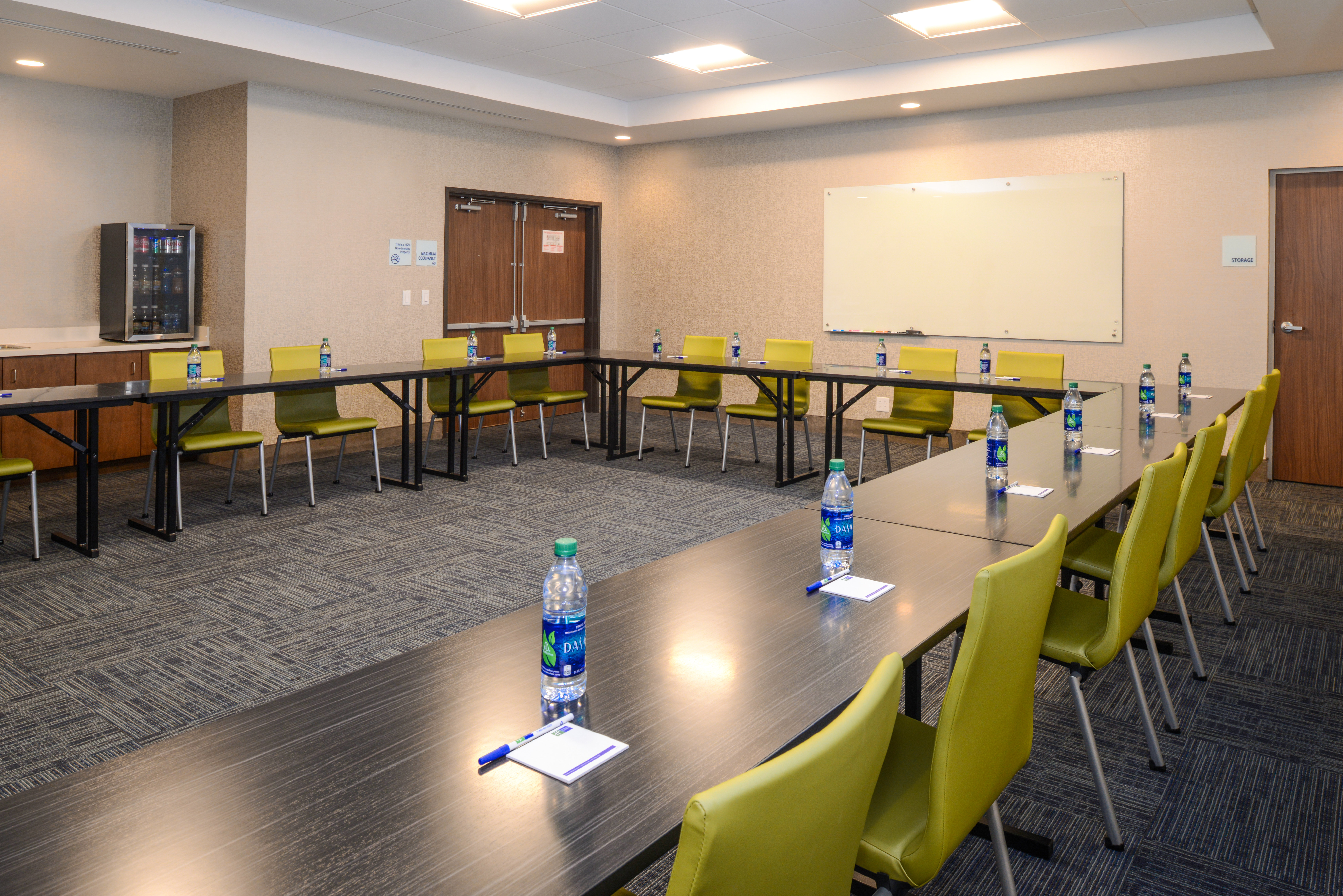 holiday inn express and suites alachua gainesville area