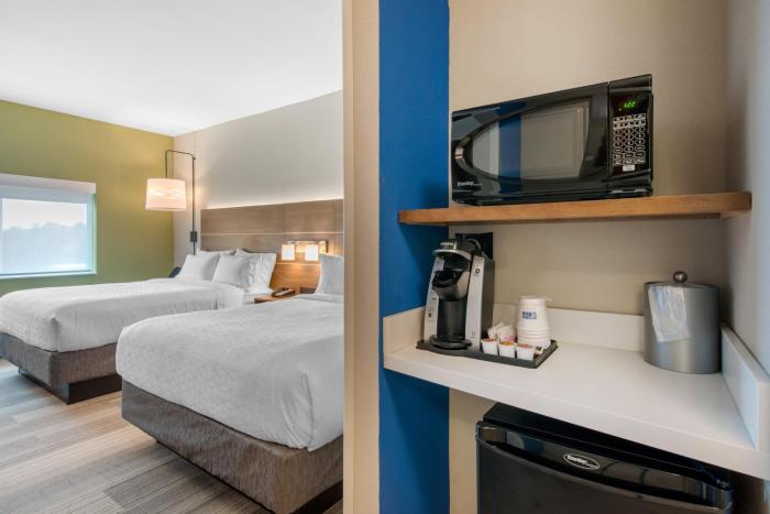 holiday inn express and suites alachua gainesville area