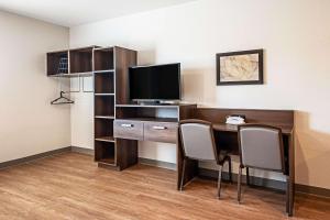 woodspring suites naples