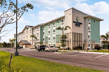 woodspring suites naples