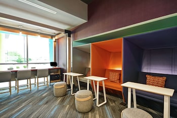 tru by hilton chicopee springfield