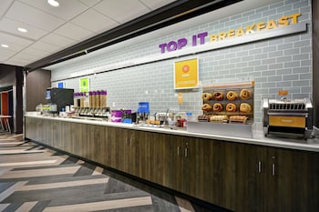 tru by hilton chicopee springfield
