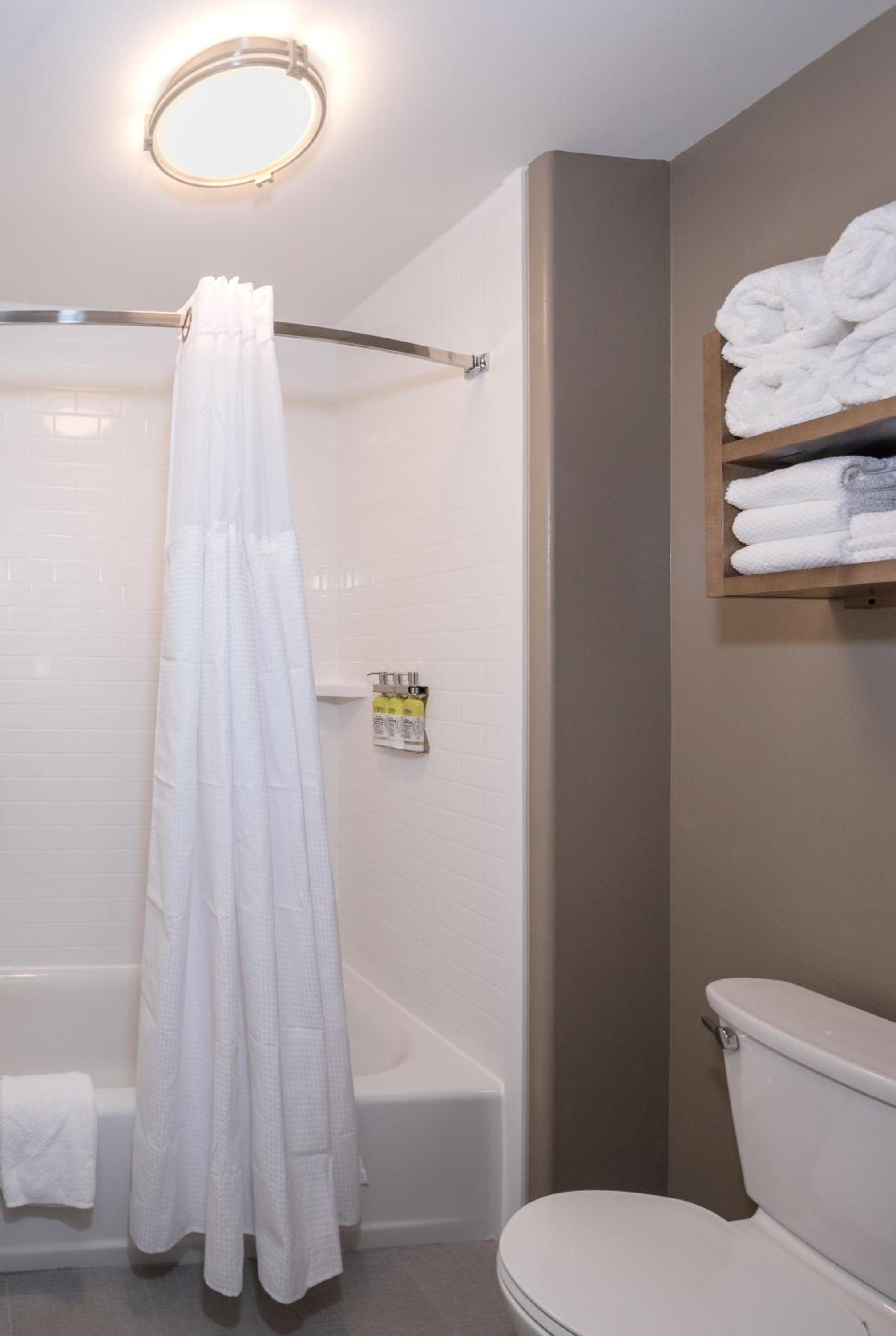 staybridge suites lake jackson by ihg