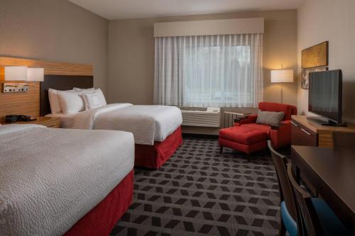 towneplace suites by marriott clarksville