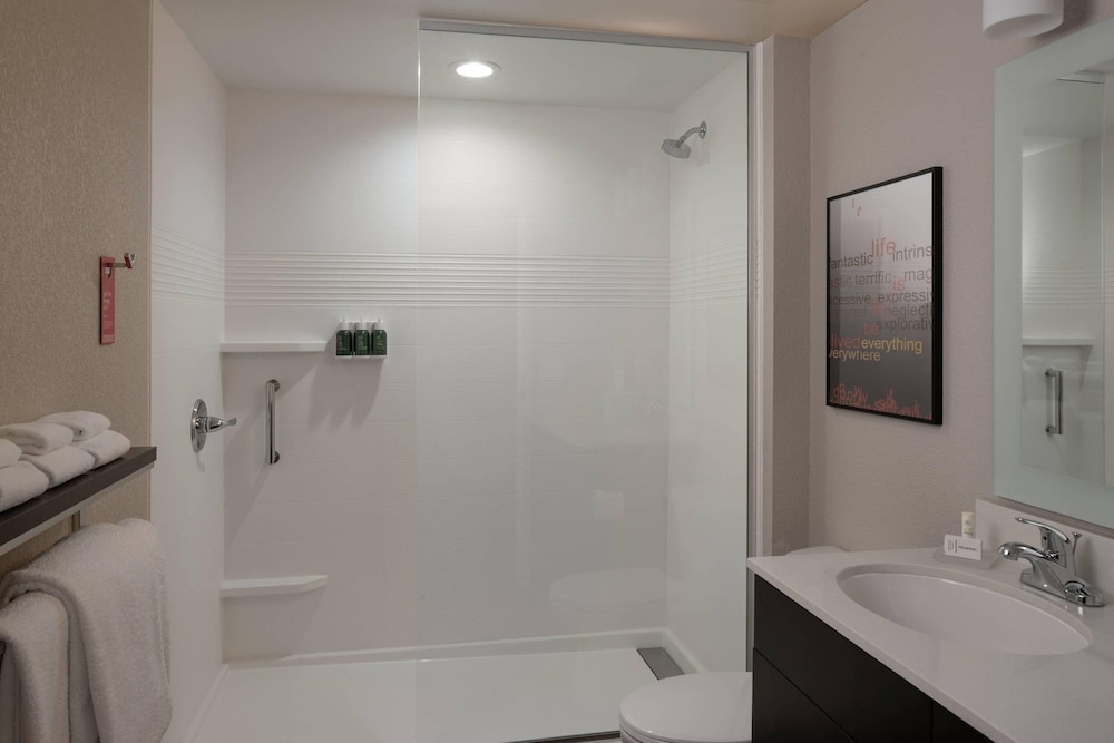 towneplace suites by marriott clarksville