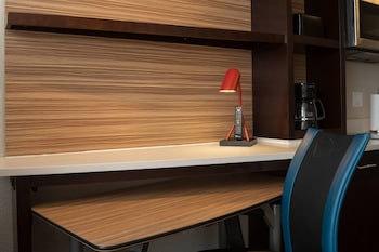 towneplace suites by marriott clarksville