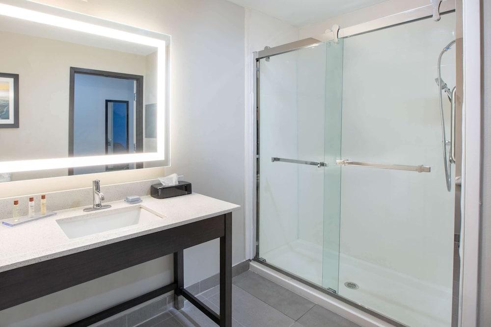 wingate by wyndham corpus christi