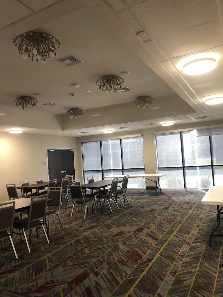 wingate by wyndham corpus christi