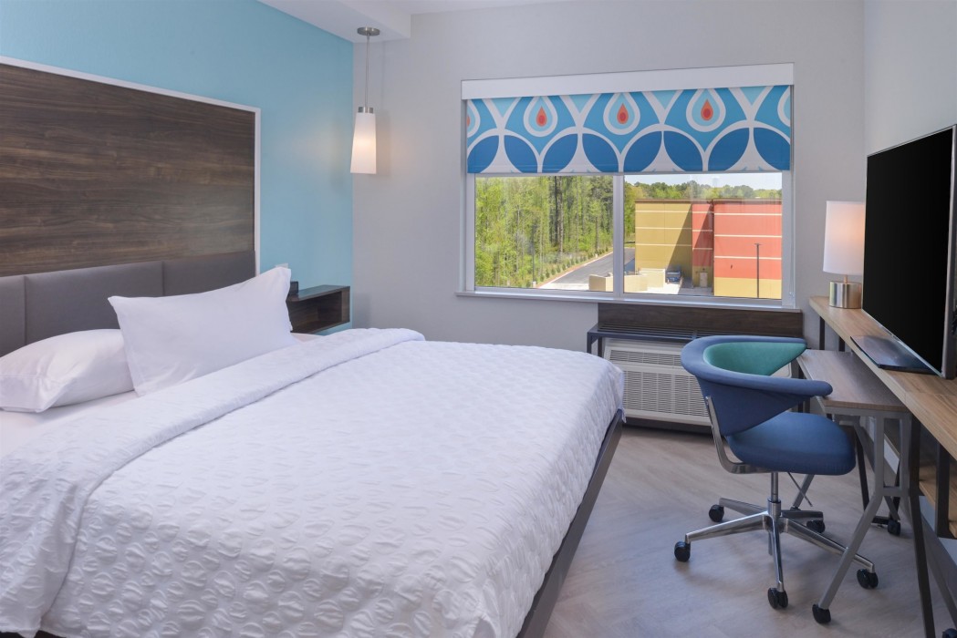 tru by hilton little rock west