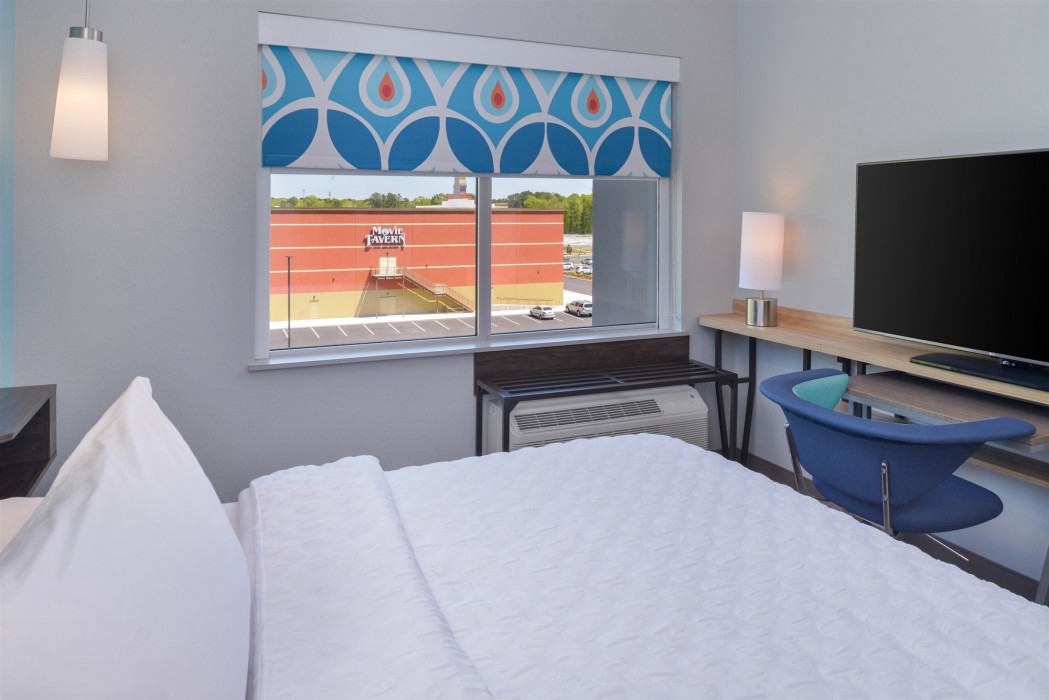 tru by hilton little rock west