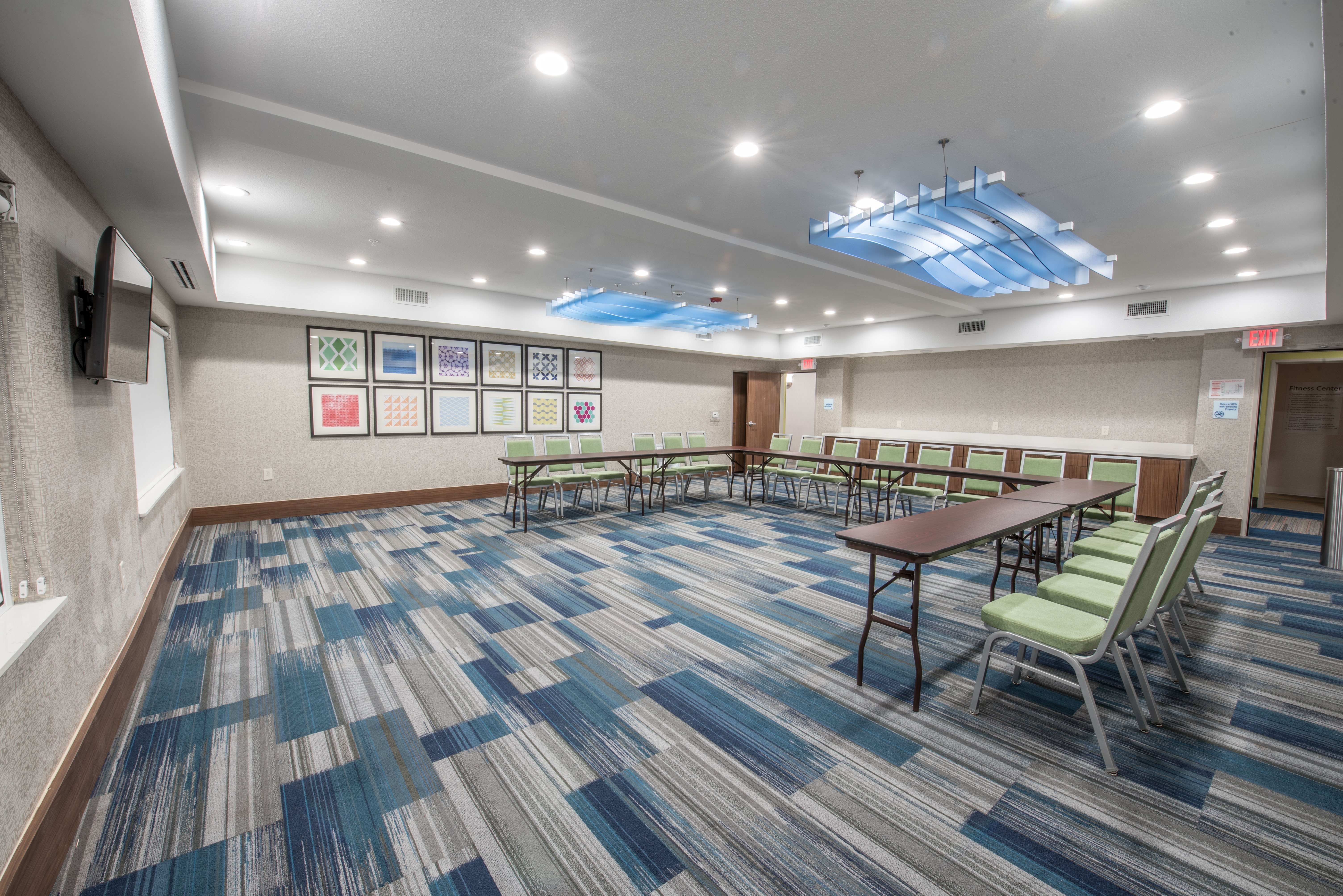 holiday inn express and suites houston westchase westheimer