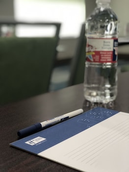 holiday inn express and suites houston westchase westheimer
