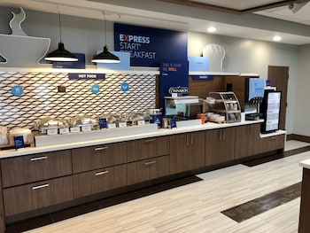 holiday inn express and suites houston westchase westheimer
