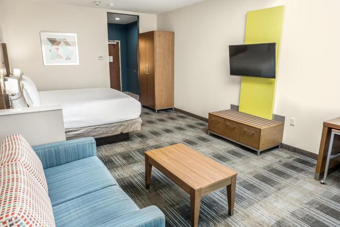 holiday inn express and suites houston westchase westheimer