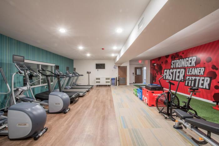 holiday inn express and suites houston westchase westheimer