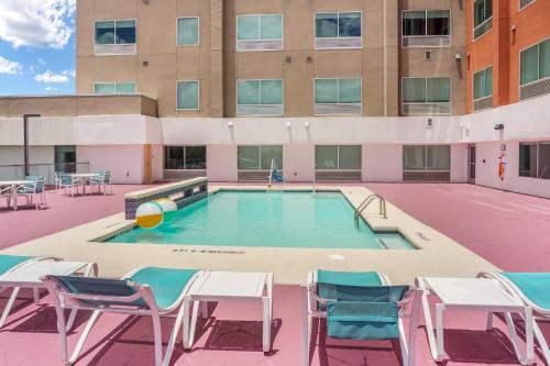 holiday inn express and suites houston westchase westheimer