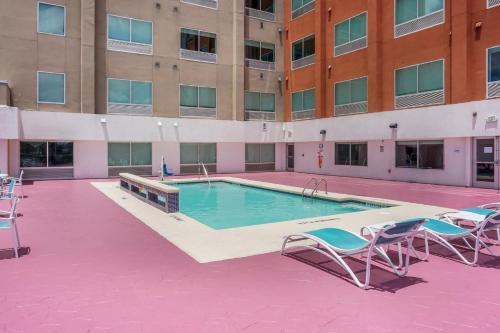 holiday inn express and suites houston westchase westheimer
