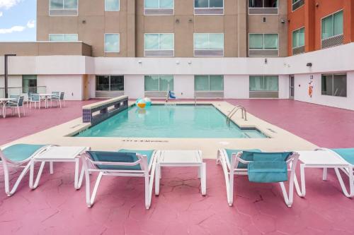 holiday inn express and suites houston westchase westheimer