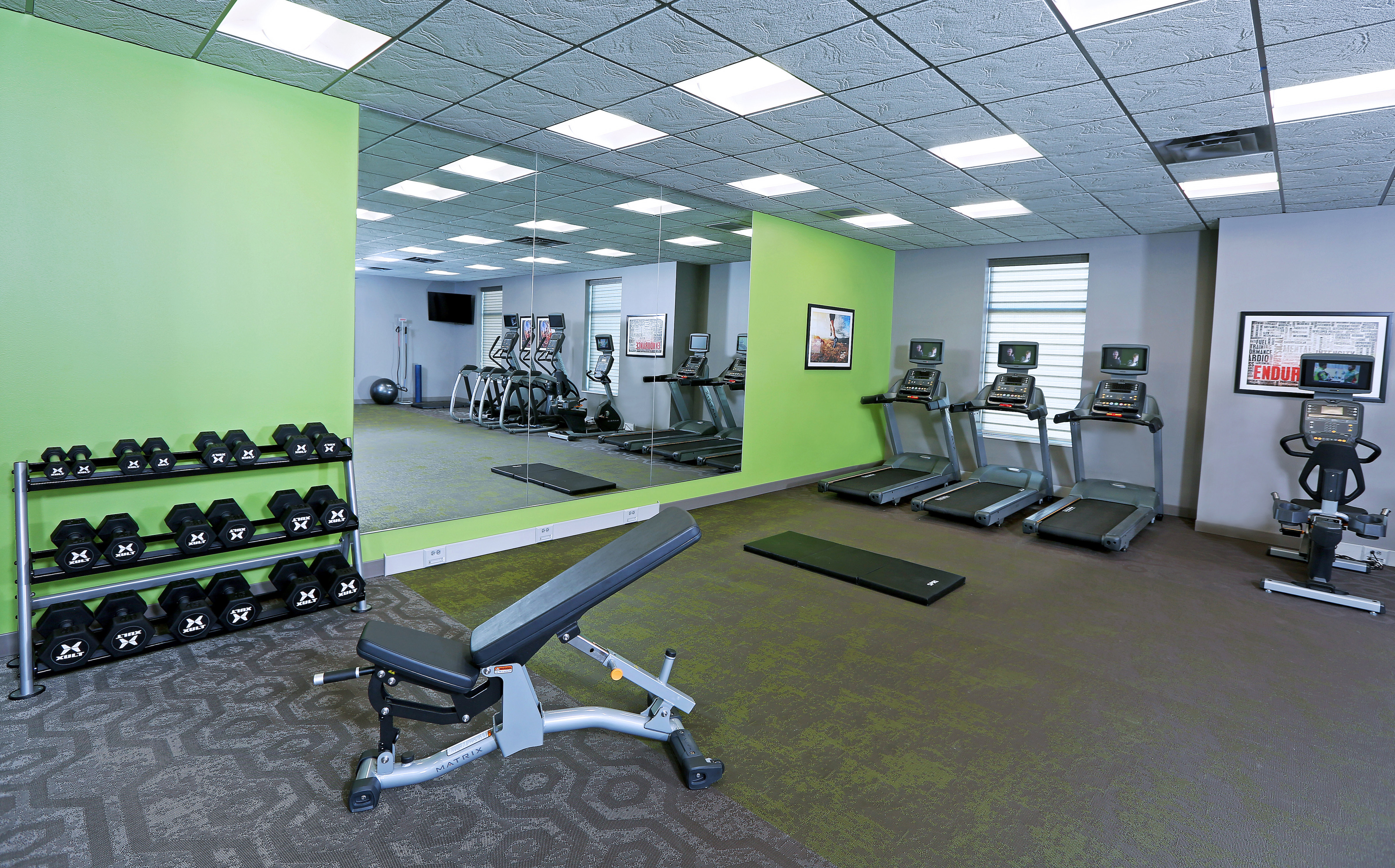 holiday inn and suites sioux falls airport by ihg