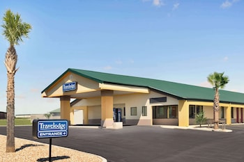 travelodge by wyndham unadilla perry near i 75