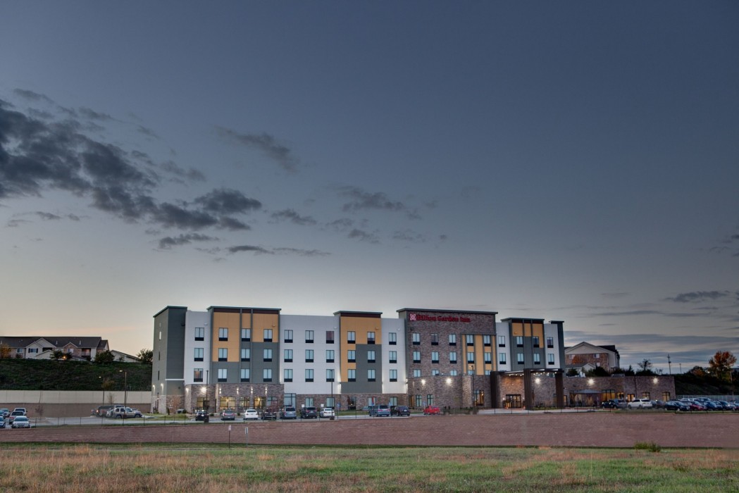 hilton garden inn topeka