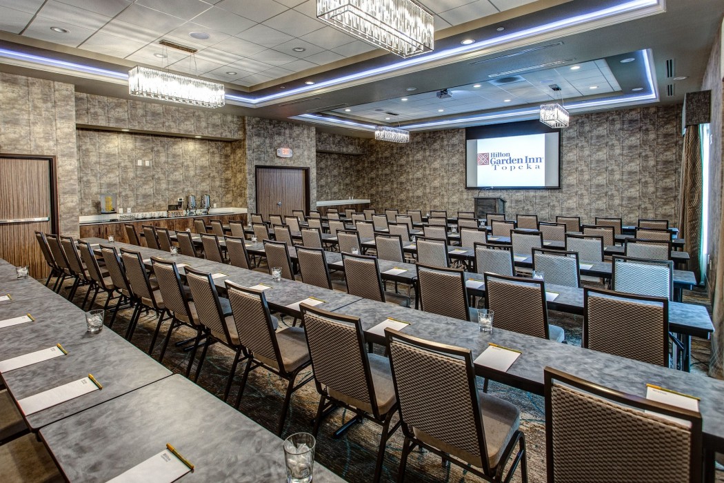 hilton garden inn topeka