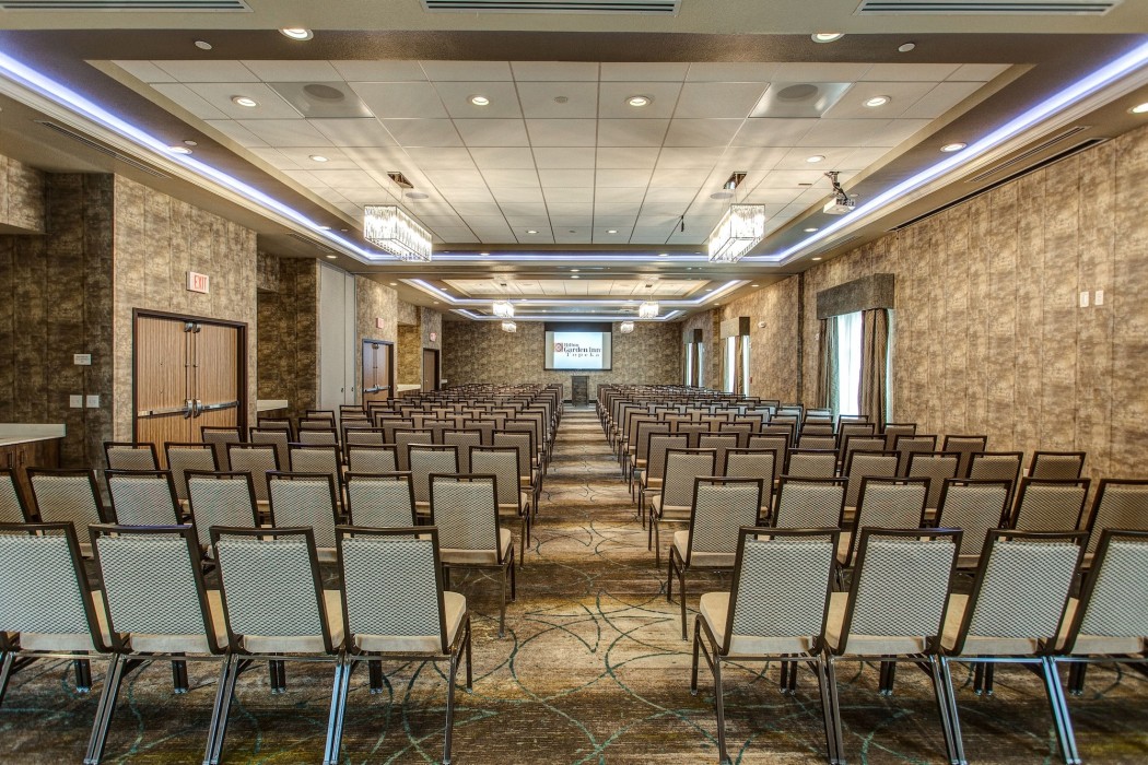 hilton garden inn topeka