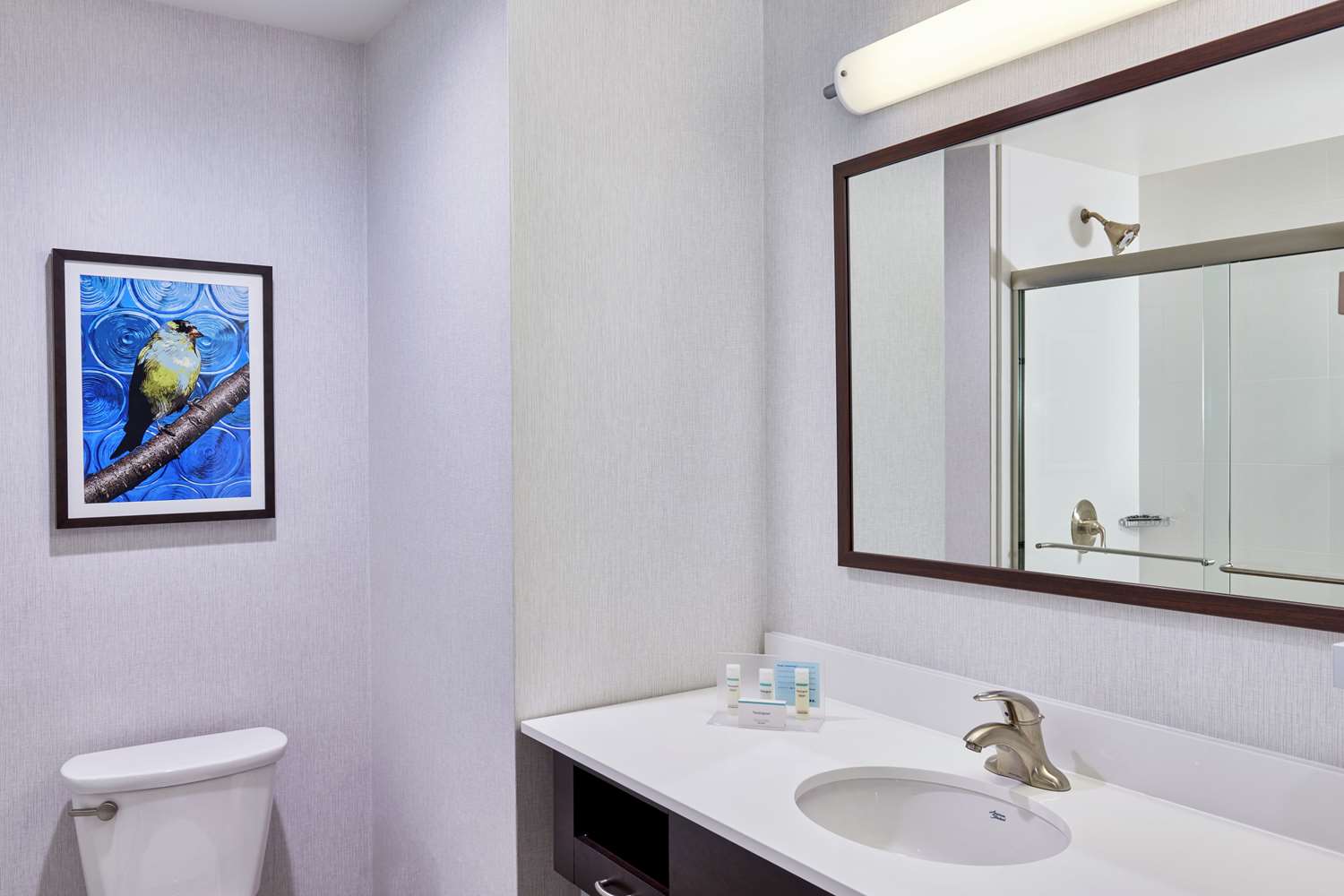 hampton inn and suites teaneck glenpointe