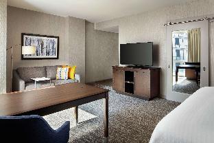 hampton inn and suites teaneck glenpointe