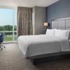 hampton inn and suites teaneck glenpointe