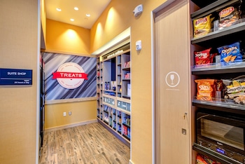 hampton inn and suites boston waltham