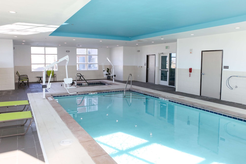 hampton inn and suites lafayette medical center co