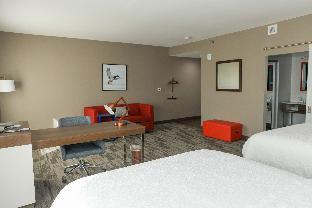 hampton inn and suites lafayette medical center co