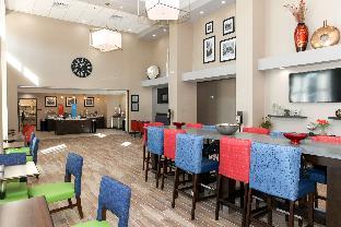 hampton inn and suites lafayette medical center co