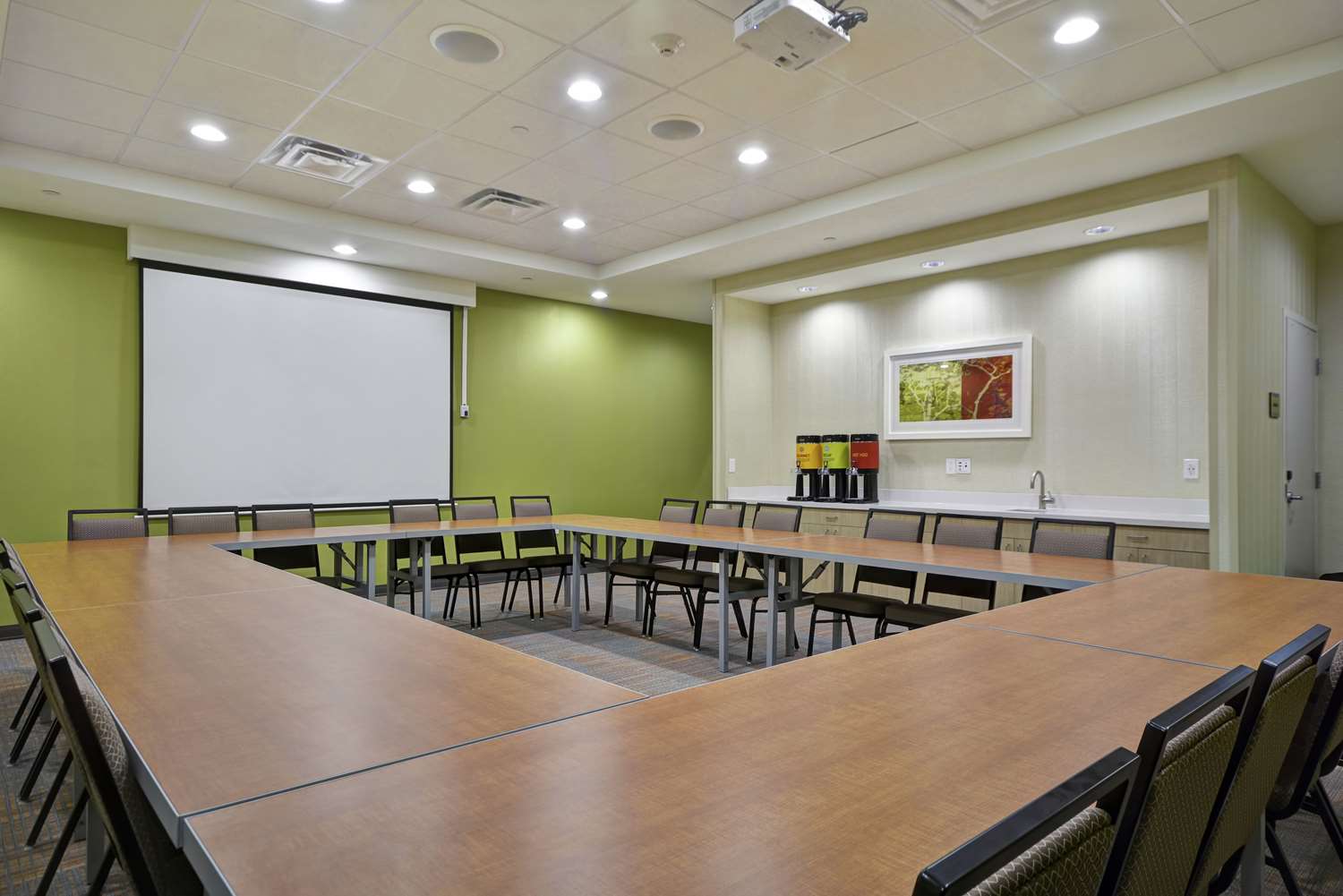 home2 suites by hilton stow
