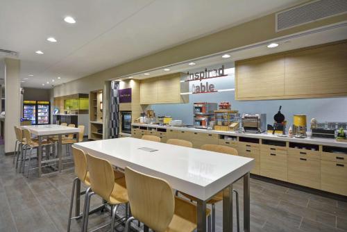 home2 suites by hilton stow