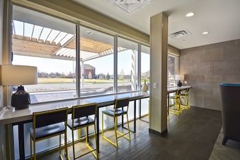 home2 suites by hilton stow